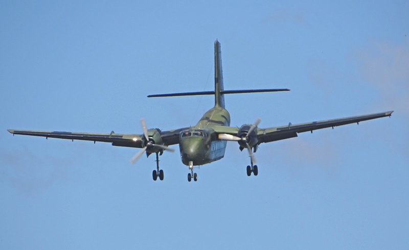 De Canada Caribou & DHC-5 Buffalo