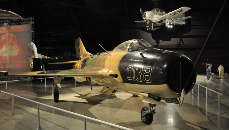 Mikoyan MiG-19S Farmer-C