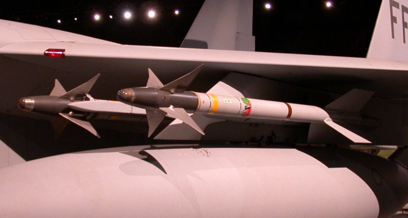 AIM-9L AAMs