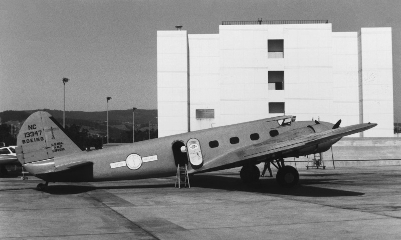 Boeing Model 247D