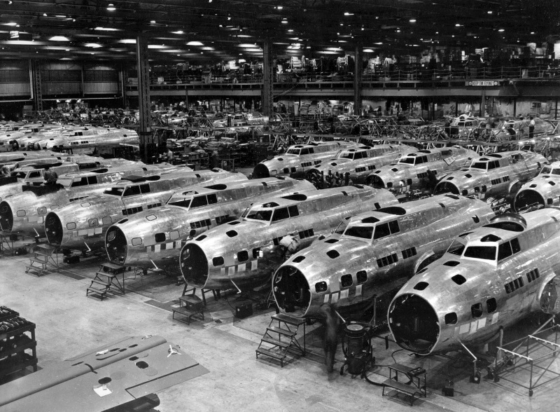 B-17Es in production