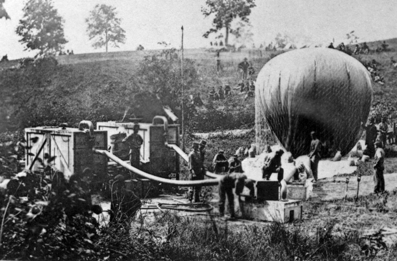 inflating a Union observation balloon