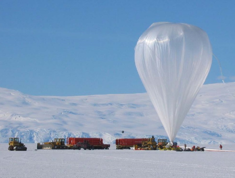 Antarctic balloon launch