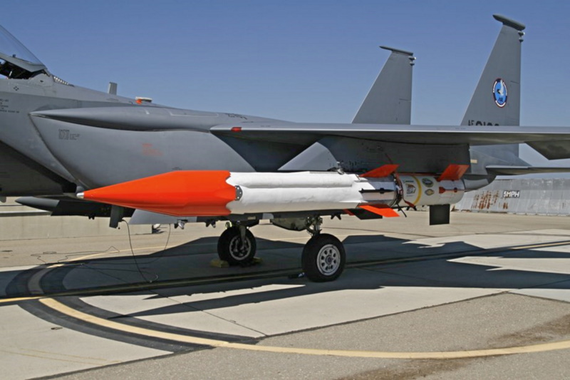HyFly test article on F-15