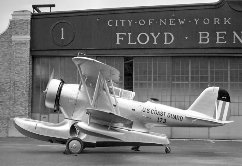 Grumman J2F Duck Doyle Legends of Warfare Flugzeug-Modellbau/Fotos/Buch/Bilder 
