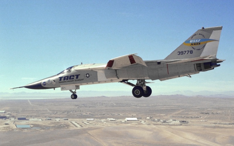 NASA TACT / F-111A