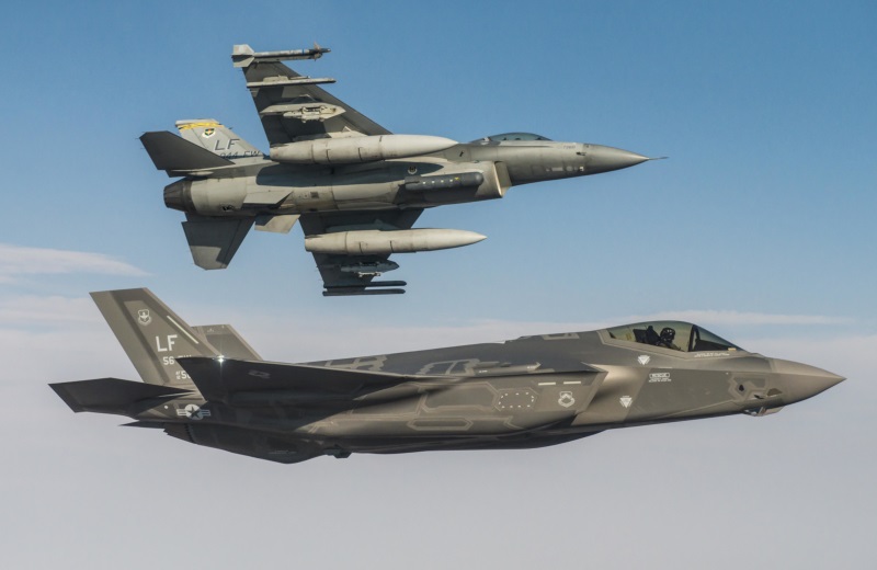 F-35 & F-16