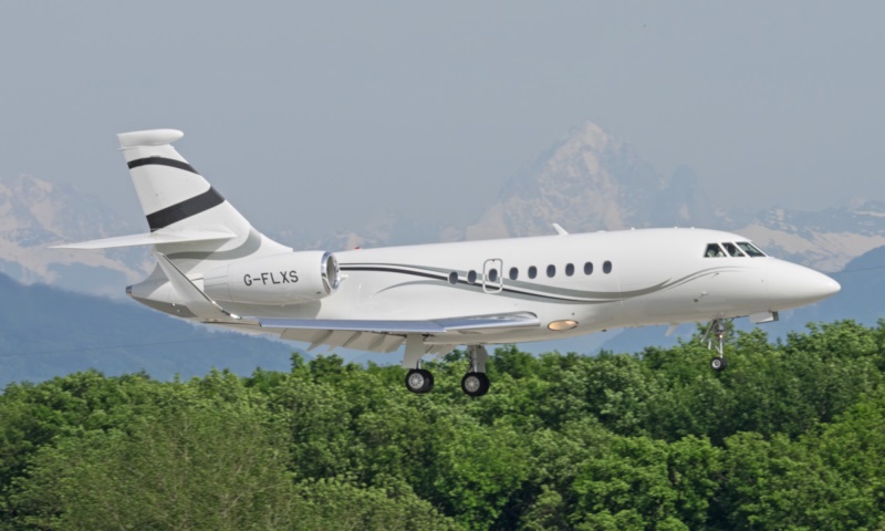 Dassault Falcon 2000EX with winglets