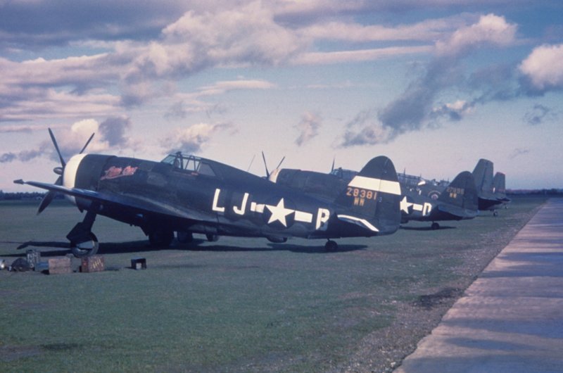 P-47D line-up
