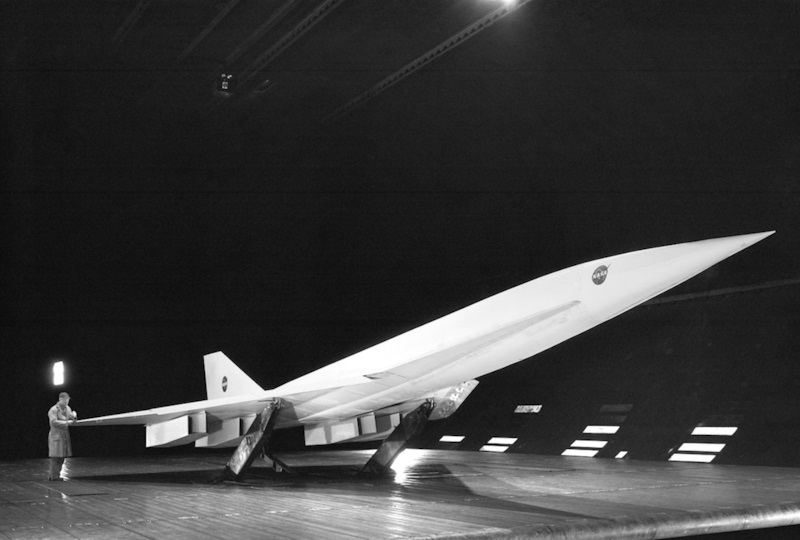 Lockheed L-2000 wind tunnel model